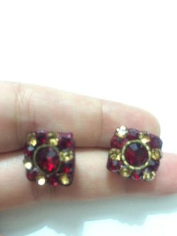 Red and golden diamonds studs..price slashed for mother's day...$3 only