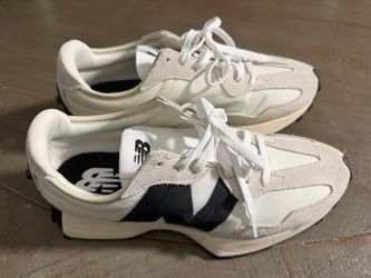 New Balance 327 Women’s Size 9 Sea Salt White Black Sneakers WS327FE
