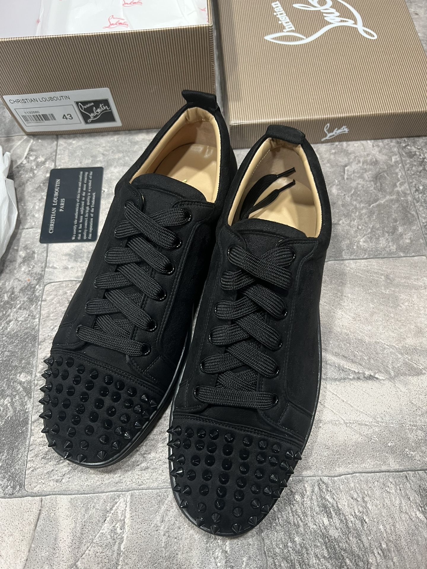 Christian Louboutin Louis Junior Spikes
