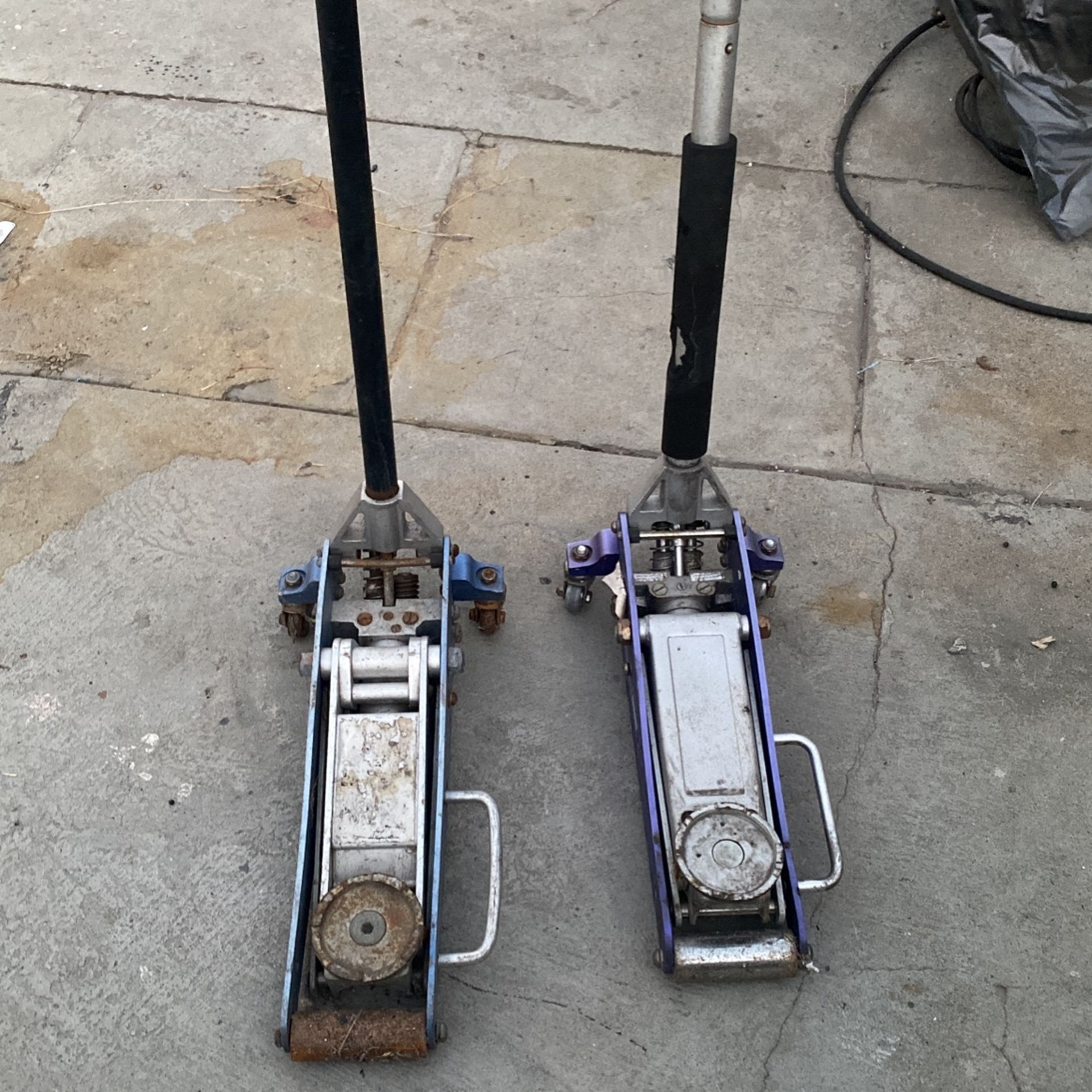 Small 1.5 ton Jacks Aluminum two of them $80 each