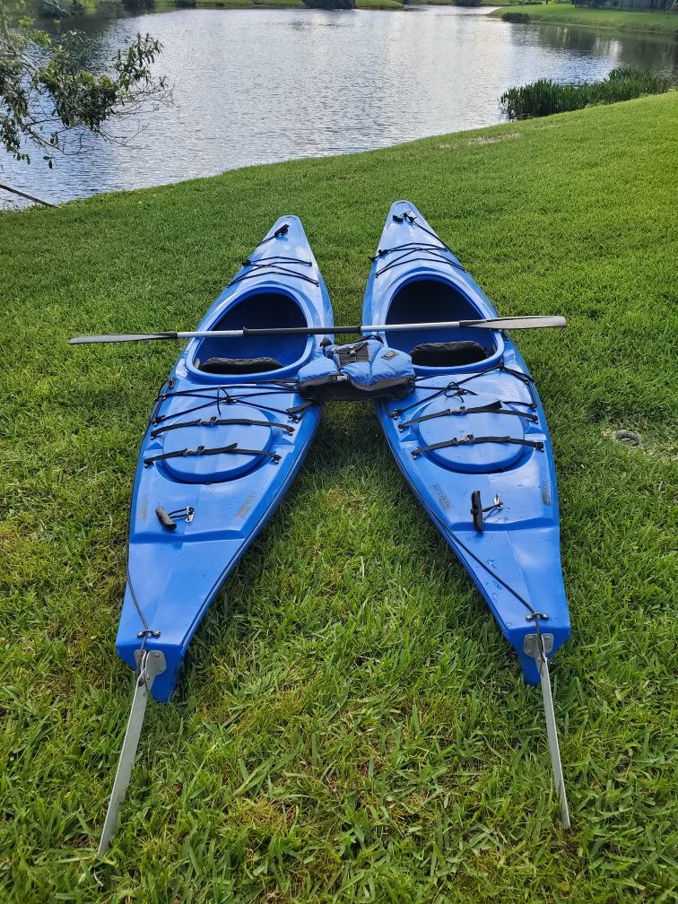 212 ft Necky Santa Cruze Kayaks for Sale in Tampa, FL OfferUp