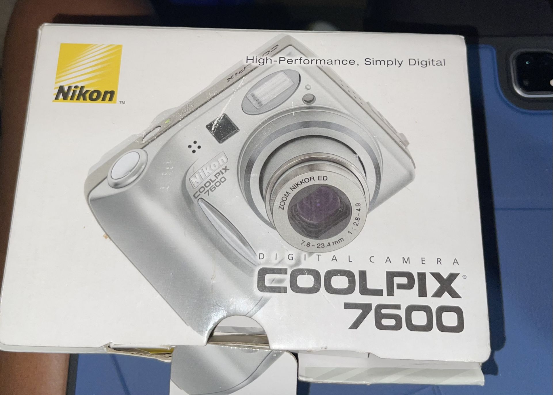 Nikon COOLPIX 7600 7.1MP Digital Camera - Silver New Open Box