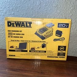DEWALT 20V MAX Charger and USBC Adaptor Kit