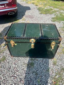 Vintage trunk