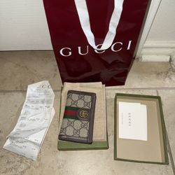 Gucci Bifold Card & Money Holder wallet