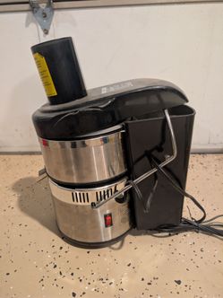 Jack LaLanne Power Juicer – Stainless Steel Classic (Model E-1188