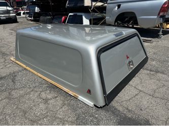 Tacoma or Toyota camper shell 1987-04 regular cab