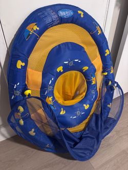 Baby floatie w/umbrella shade