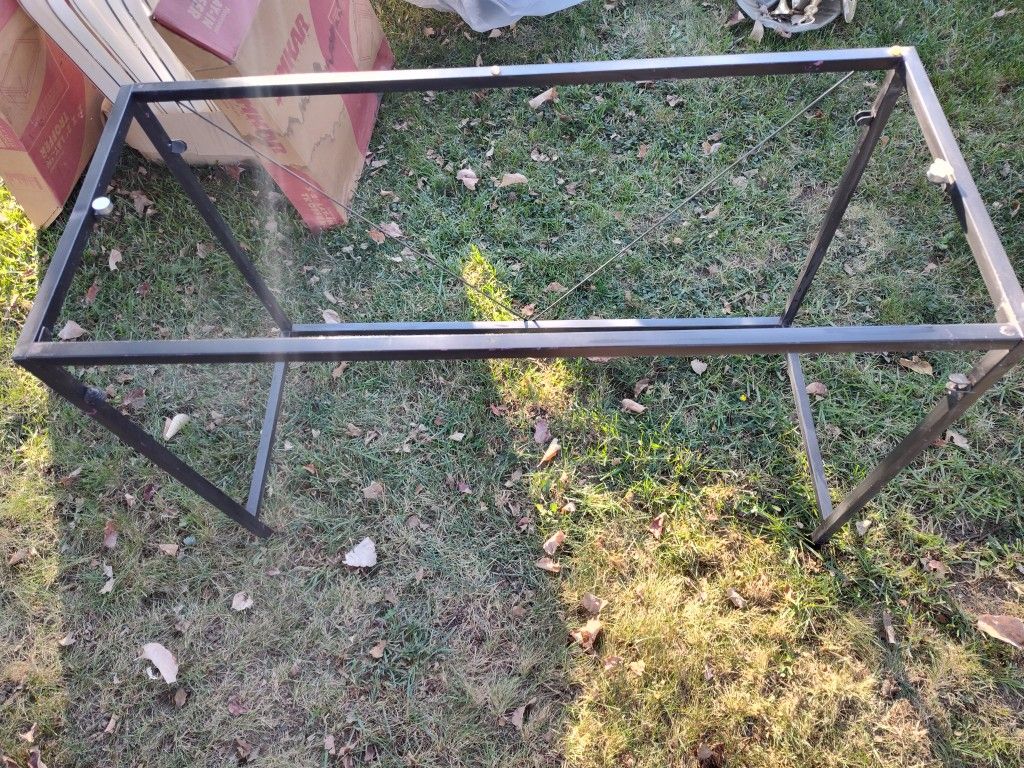 Metal Table, Needs Glass Top