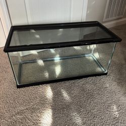 40 Gallon Tank With Lid  $90