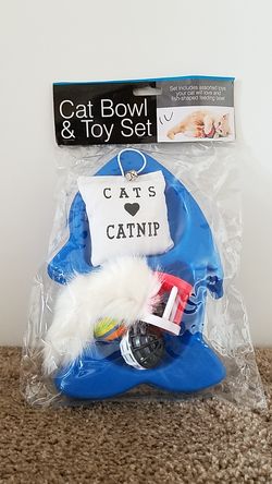 Cat bowl and toy set