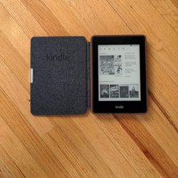 Kindle Paperwhite 6" - 6th Gen With Leather Cover, No Ads