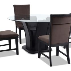 Cosmopolitan Dining Table