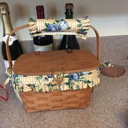 Longaberger basket with lining  PF 1995