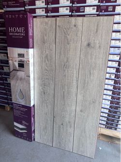 Home Decor Simsbury Glen Oak 12 mm T x 8.03in W Waterproof Laminate Wood Flooring (15.9 sqft/case)