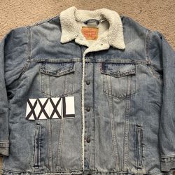 Levi’s Type III Sherpa Trucker Jacket