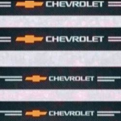 4pcs chevrolet car door sill Anti-scratch carbon fiber sticker car door.