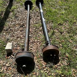 RV Axle ( Minor Damage) 