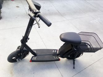 Electric scooter