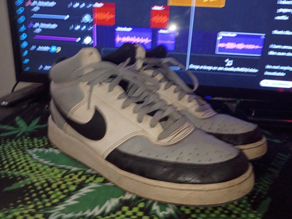 Nike Court Visions