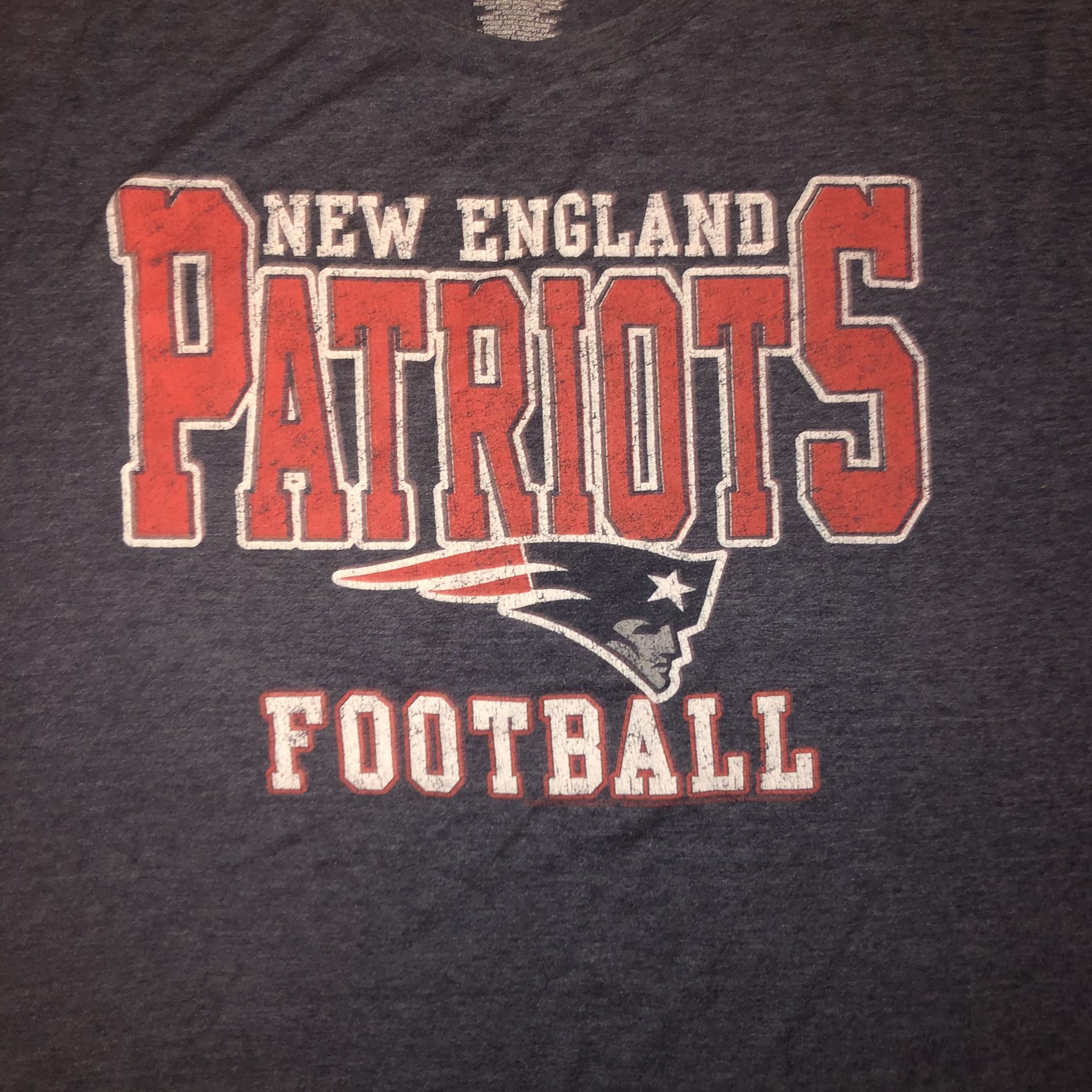 Men’s size XXL New England Patriots Football T-shirt