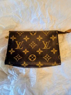 Authentic Louis Vuitton Pouch