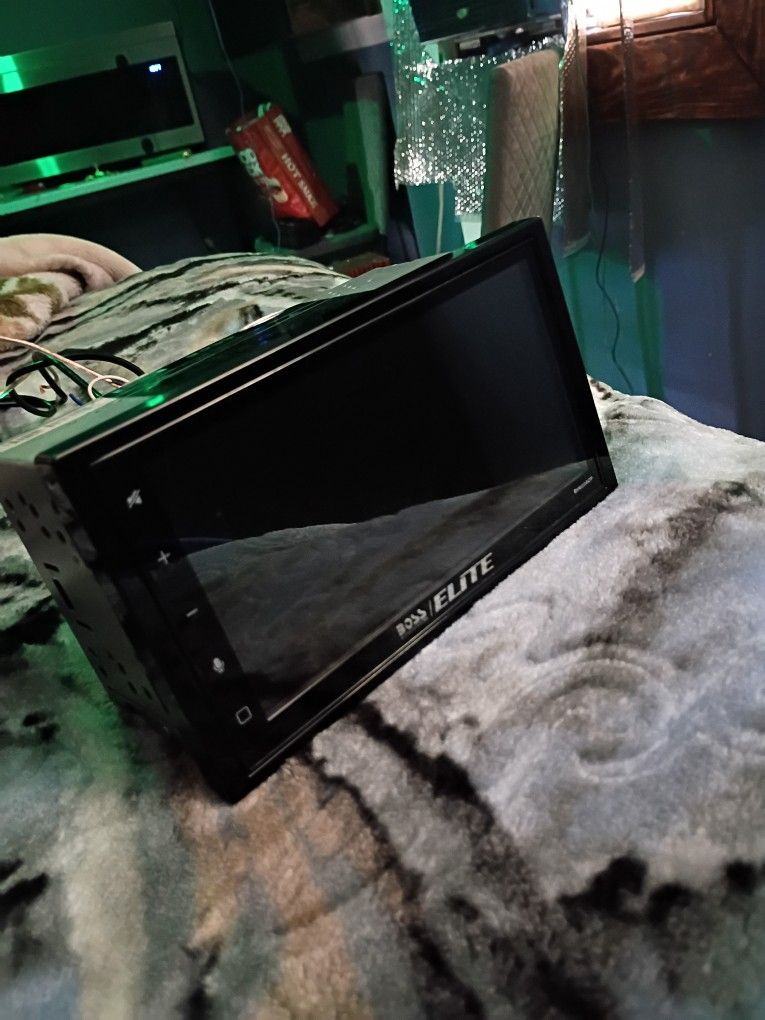 Boss Audio Systems Elite Series BV800ACP Car Stereo, Apple CarPlay and Android Auto
