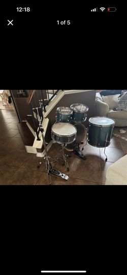 Pearl Export Drumset