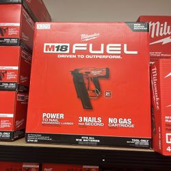Milwaukee M18 Fuel 21 Degree Training Nailer 