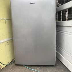 Mini Refrigerator Still Like New