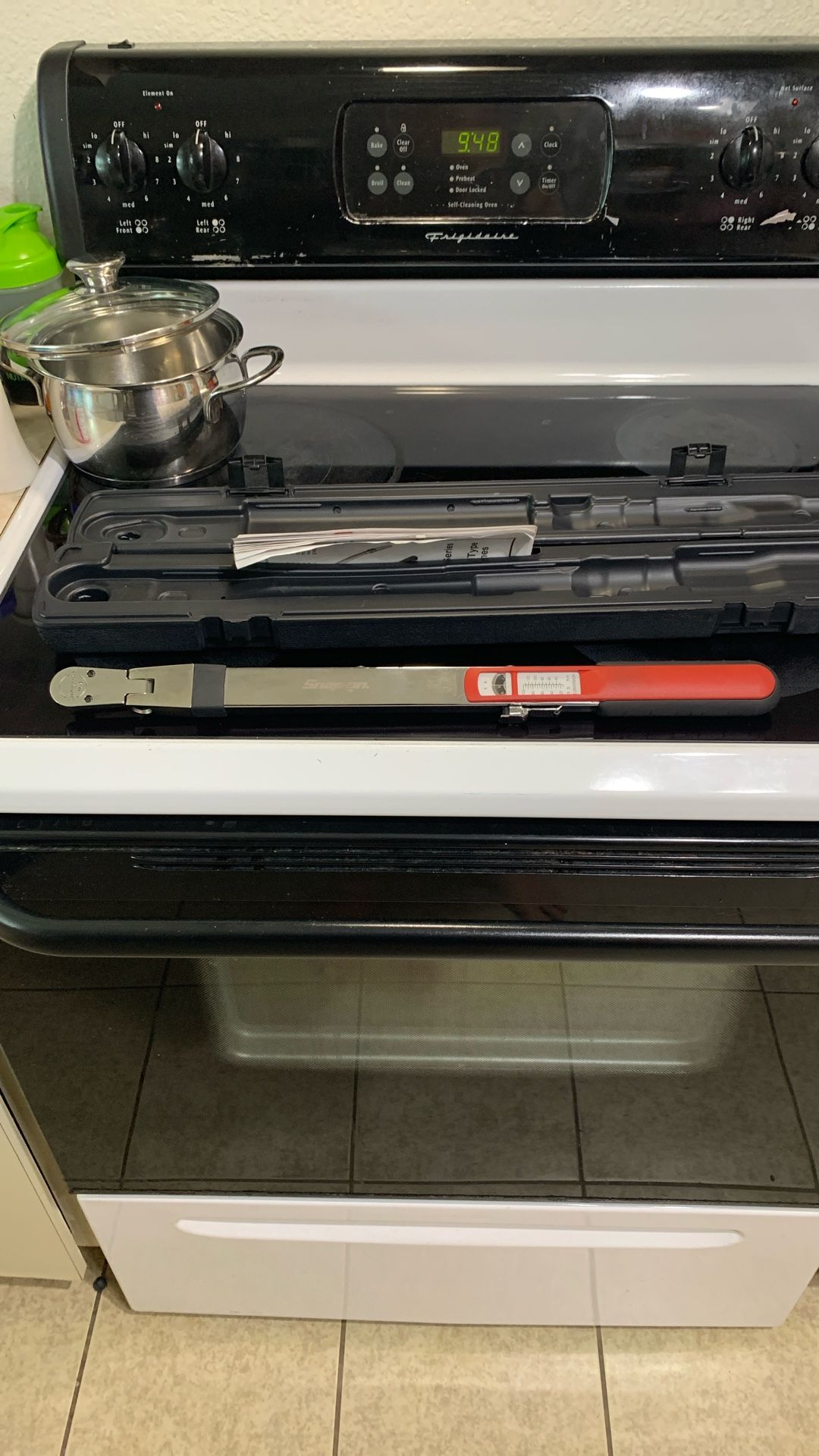 Snap on 3/8" Drive TQ Series Flex-Head Torque Wrench (20–100 ft-lb)