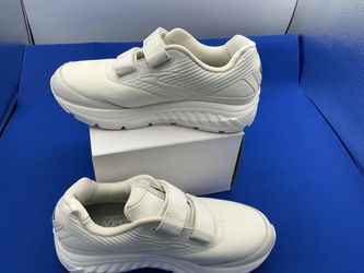 Brooks  Women White Shoes Size 6.5