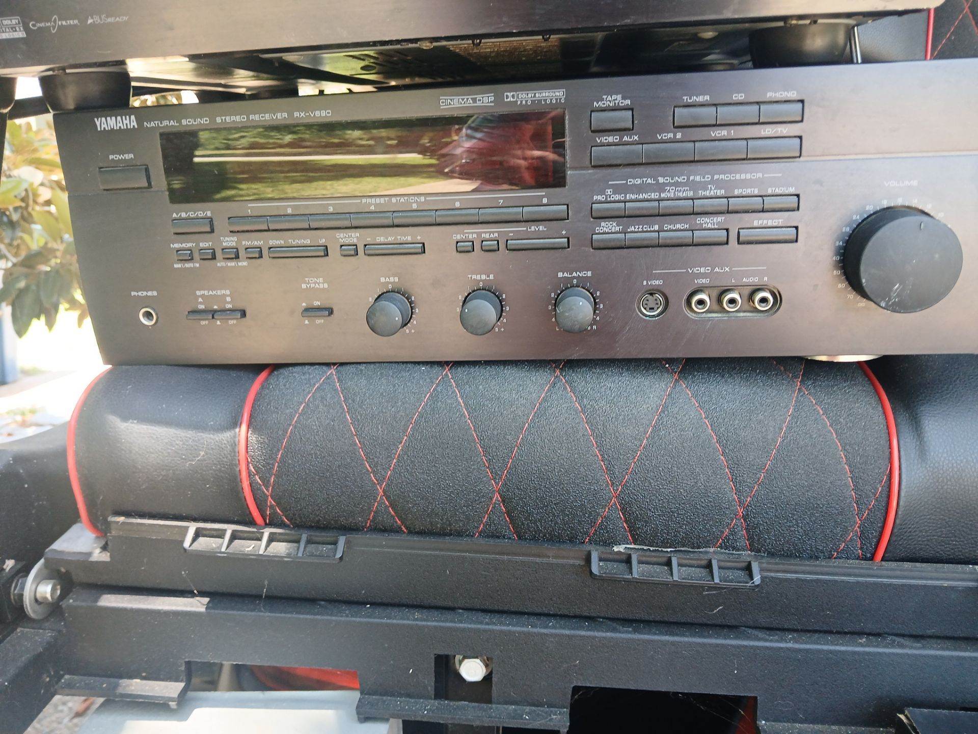 Yamaha RX V690 Receiver