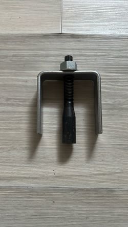 $ 7 Dollars