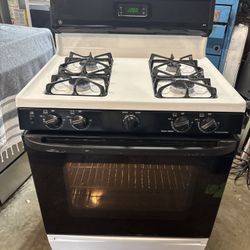 GE CLASSIC XL44 30 INCHES  GAS STOVE WHITE   BLACK EVERYTHING WORKING ESTUFA DE GAS MUY BUENA