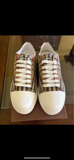 BURBERRY SHOES