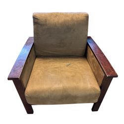 Free Lounge Chair