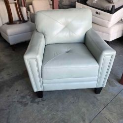 Costco Atmore Leather Chair
