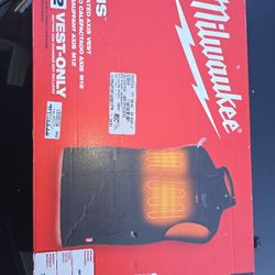 Milwaukee Vest 