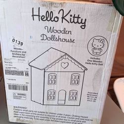 HELLO KITTY WOODEN DOLL HOUSE