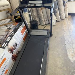 Pro Treadmill 