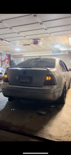 Mk4 jetta outlet tail lights
