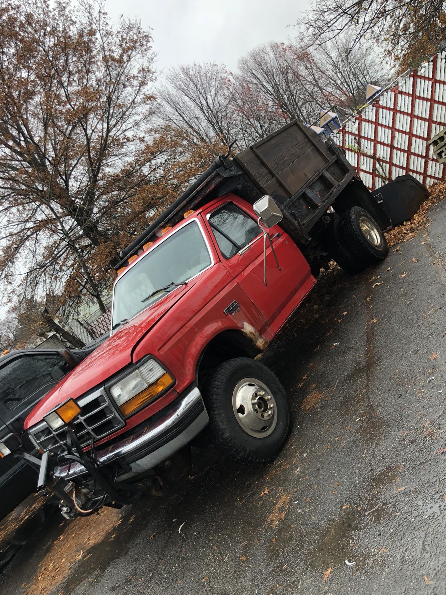 Ford F-350 dump 7.3 with plow