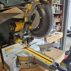 Dewalt  12 in. miter saw