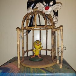 Vintage W.D Tweety Bird And Sylvester The Cat In A Bamboo Chage