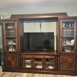 Entertainment Center With Coffee Table 