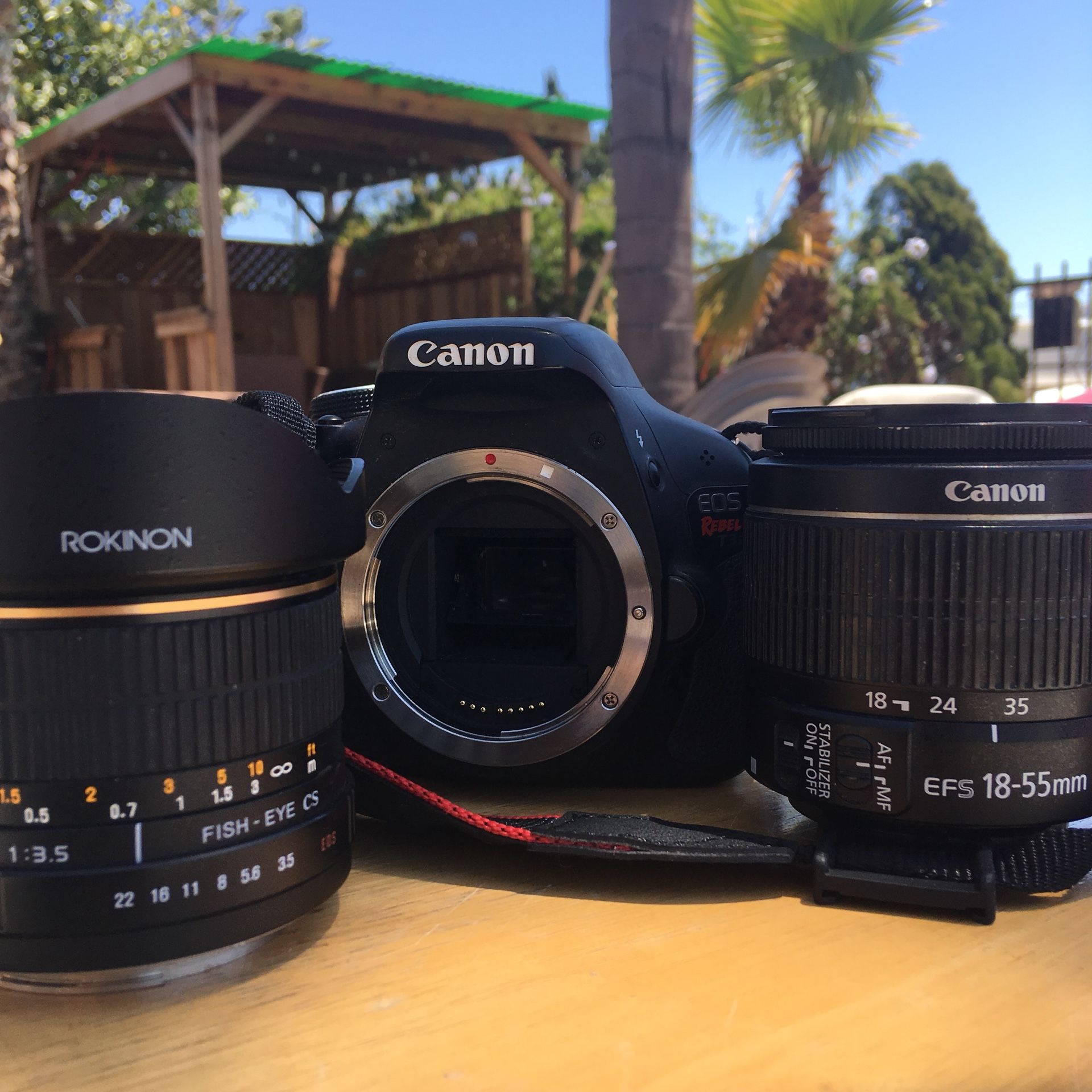 Canon t3i with 2 lenses charger 2 batteries