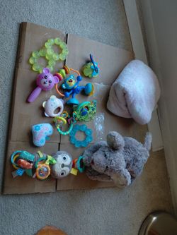 FREE newborn toys yes it's still available dont ask