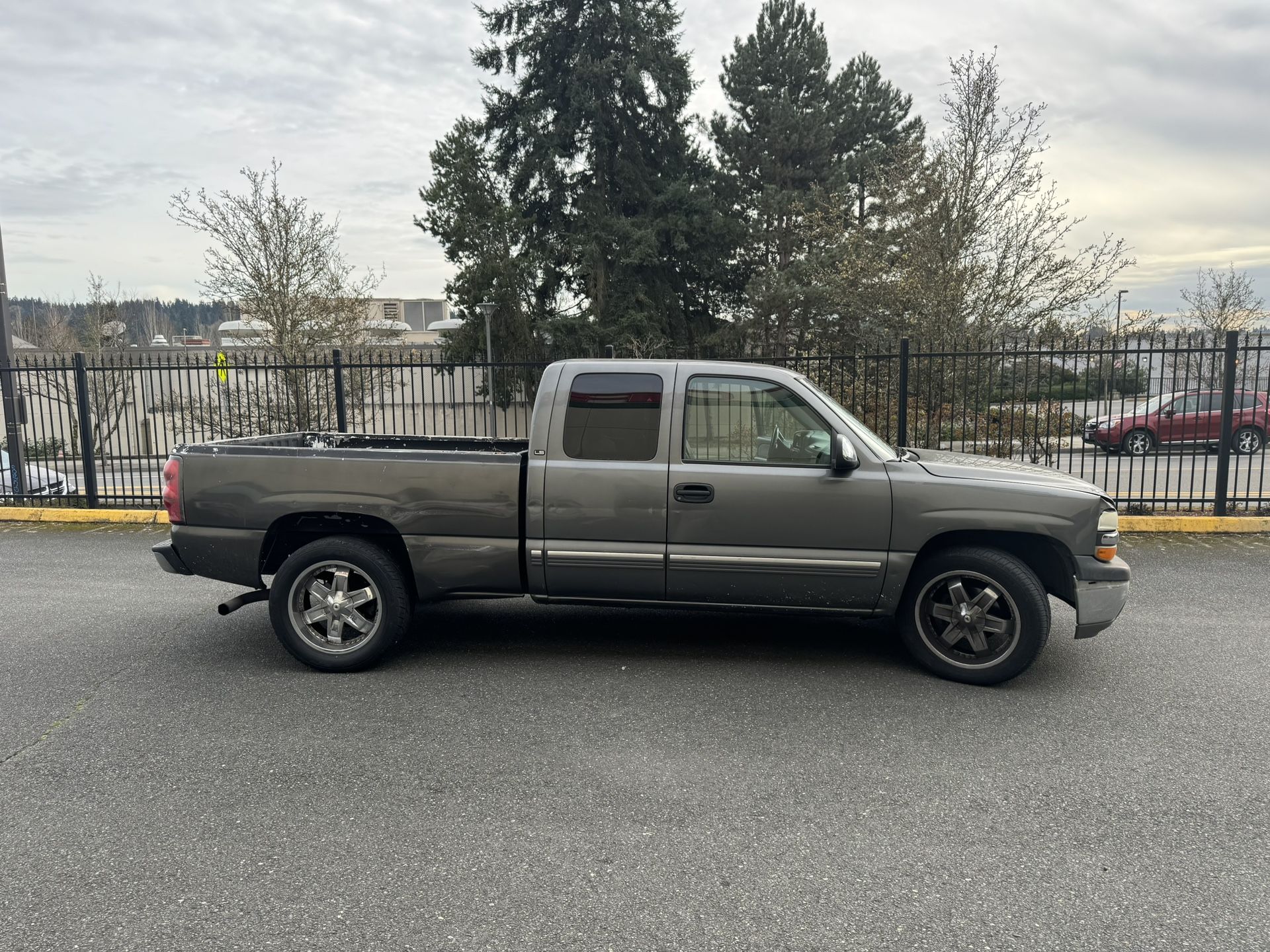 2001 Chevrolet Silverado 1500 for Sale in Kenmore, WA OfferUp