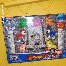 New PAW Patrol, Rescue Knights Ryder and Pups, Rescue Gift Pack

